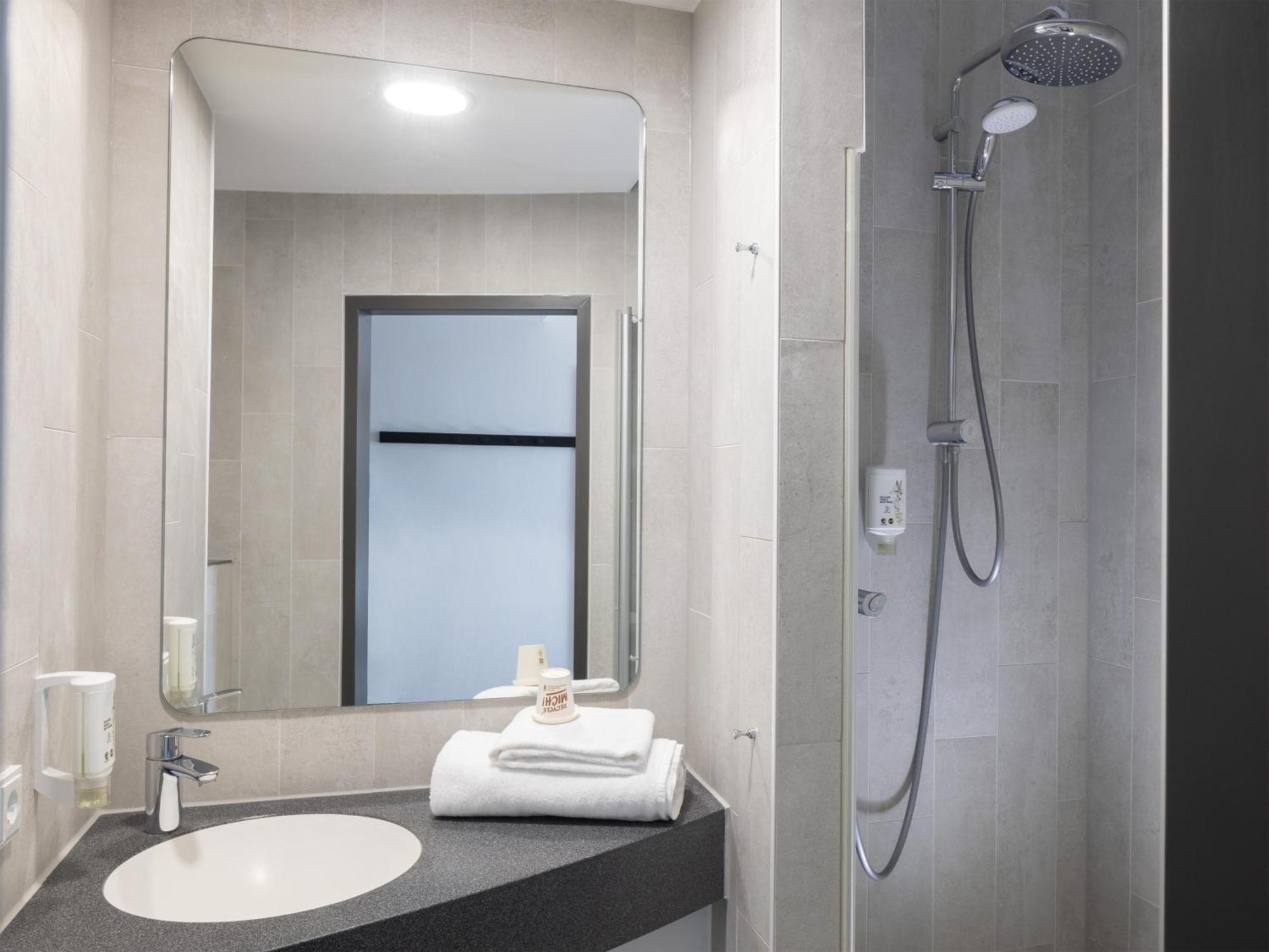 B&B Hotel Kiel-City Εξωτερικό φωτογραφία
